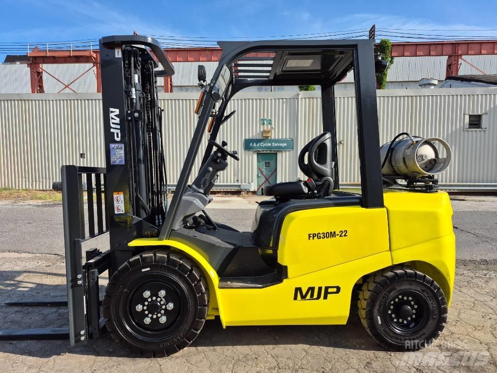  MJP FPG30M-22 Вилични кари-повдигачи - други