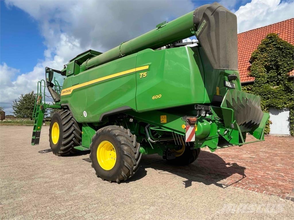 John Deere T5 600 Комбайни