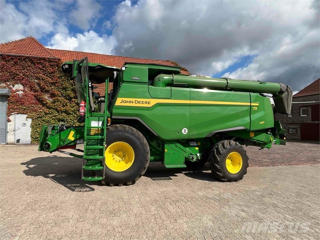 John Deere T5 600 Комбайни