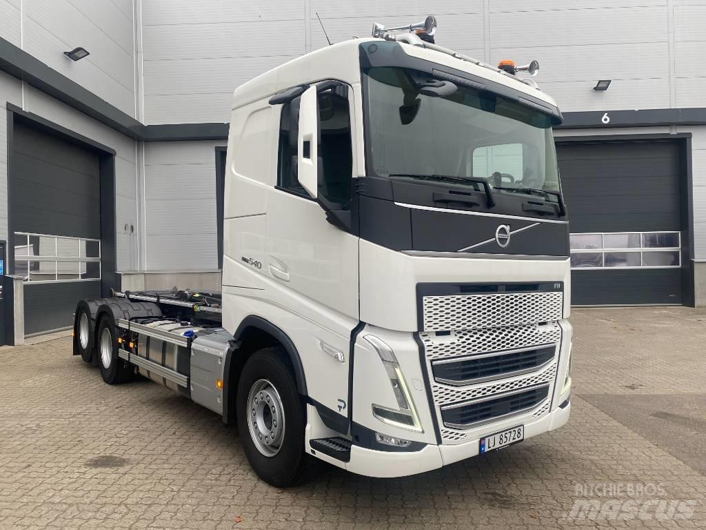 Volvo FH 540 Камиони с кран с кука