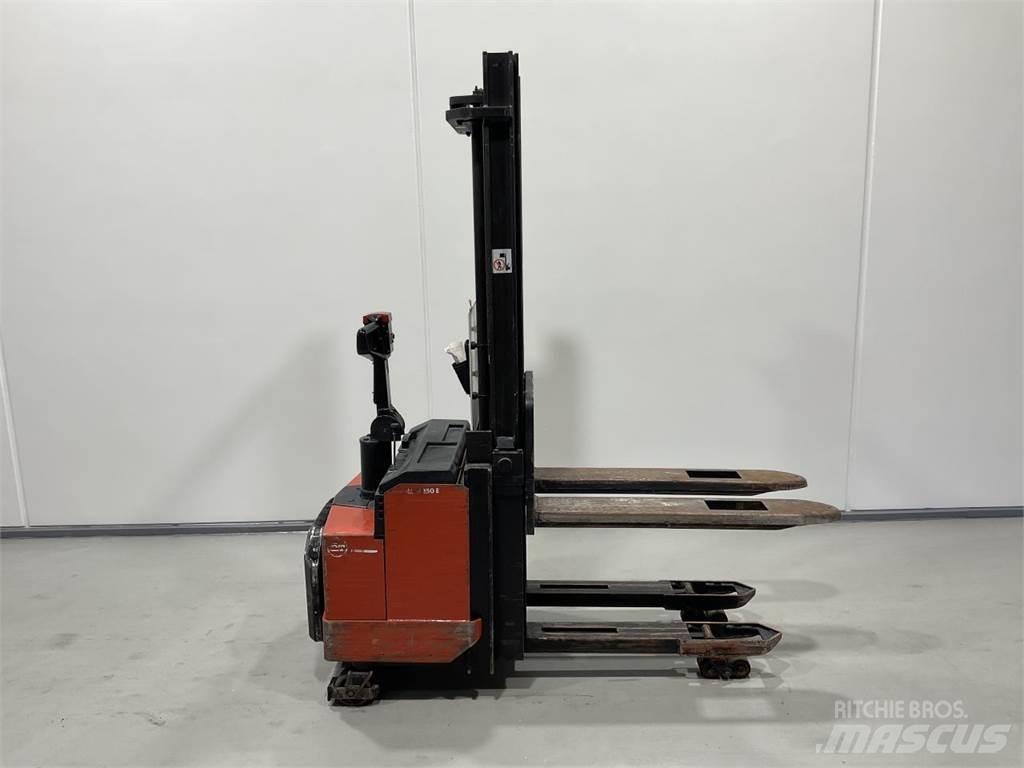 BT LSF1250/11 Самоходни товарачи