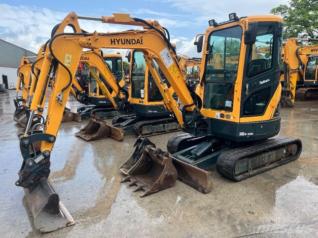 Hyundai R30 Z-9AK Мини екскаватори < 7 т
