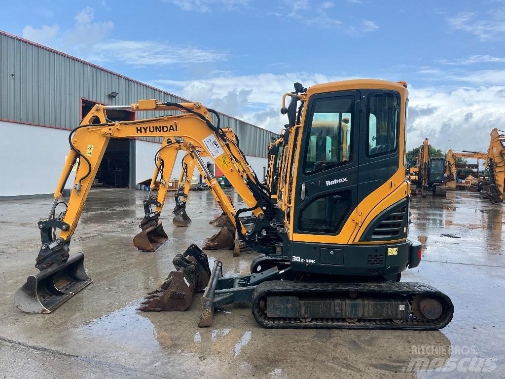 Hyundai R30 Z-9AK Мини екскаватори < 7 т