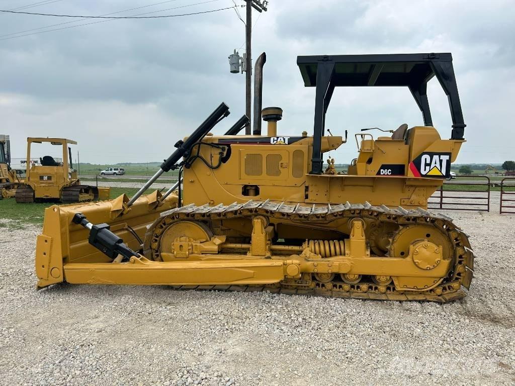 CAT D 6 C Верижни булдозери
