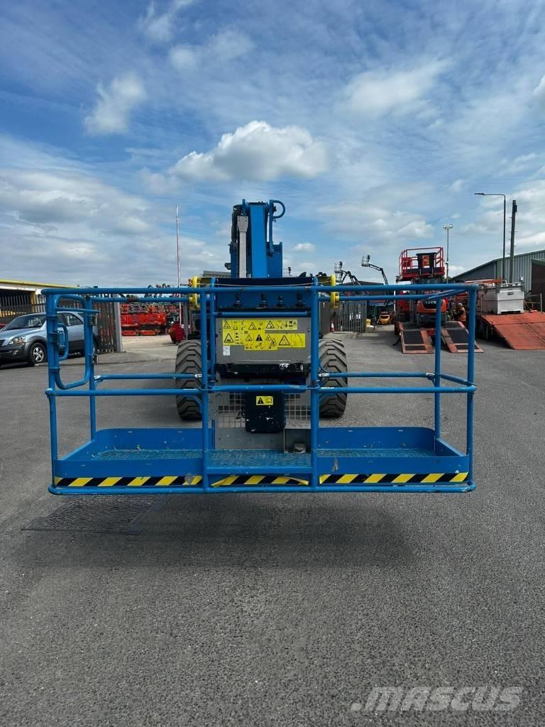 Genie ZX 135/70 Съчленени стрелови подемници
