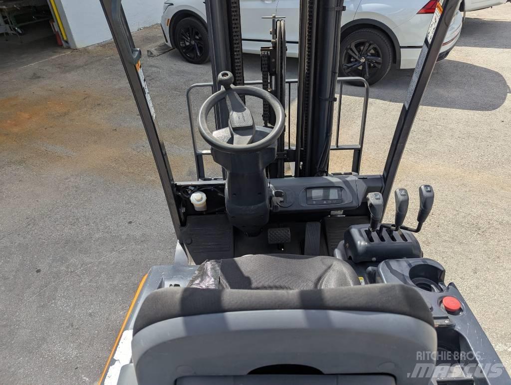 Doosan B 18 T-7 Електрически вилични кари-повдигачи