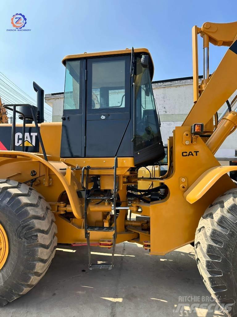 CAT 966 L Колесни товарачи
