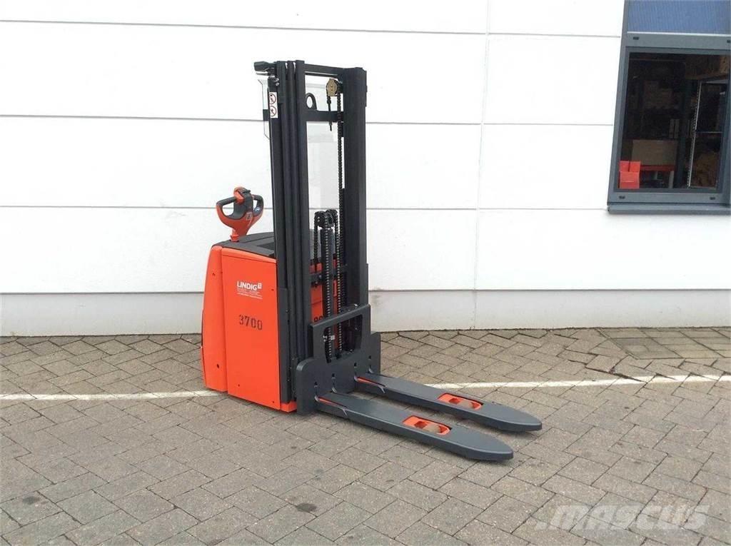 Linde L14 Самоходни товарачи