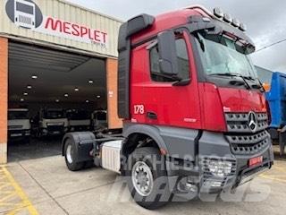 Mercedes Arocs 1853 Влекачи