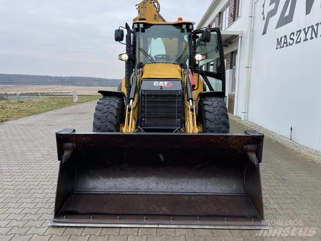 CAT 444 F2 Товарач със заден ексватор
