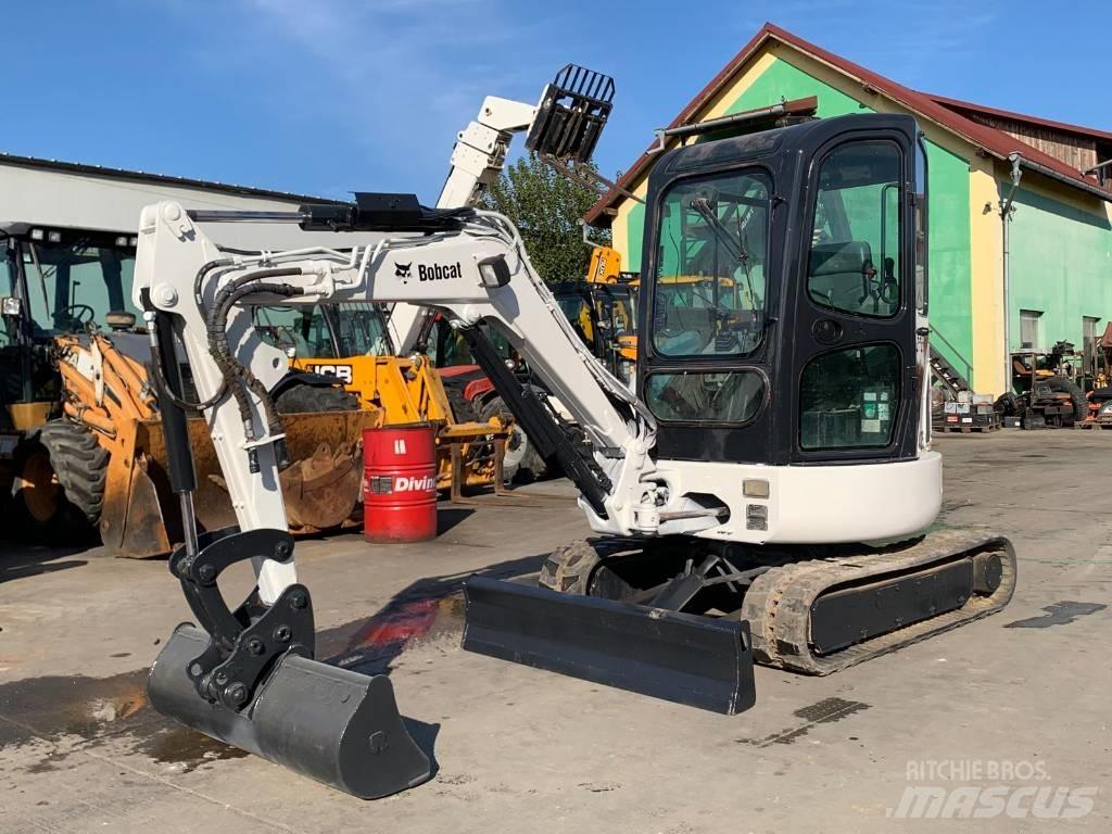 Bobcat 425 Мини екскаватори < 7 т