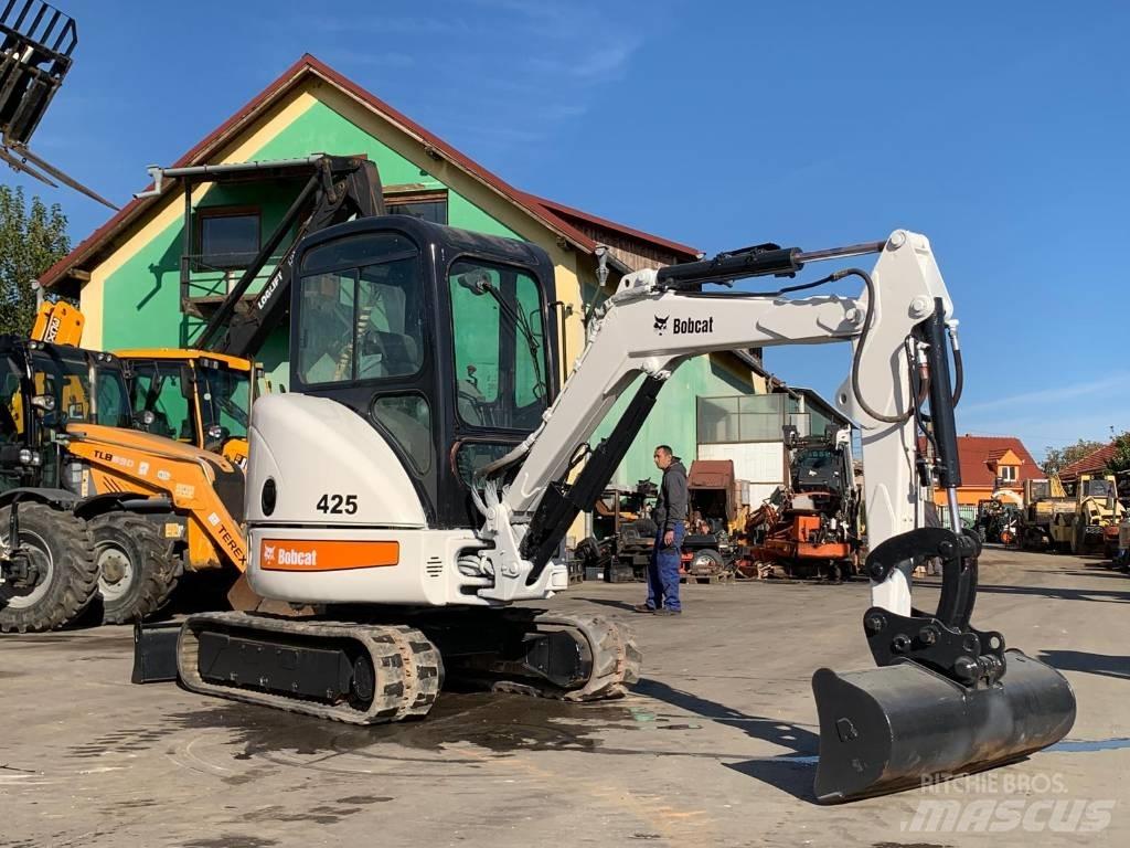 Bobcat 425 Мини екскаватори < 7 т