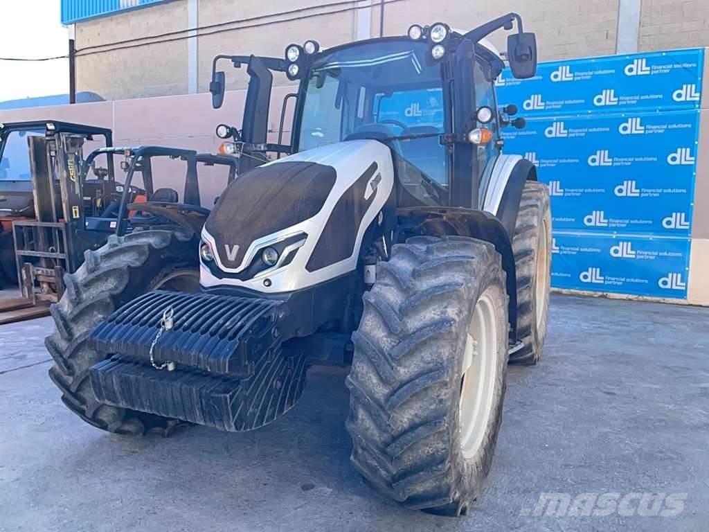 Valtra G115 Трактори
