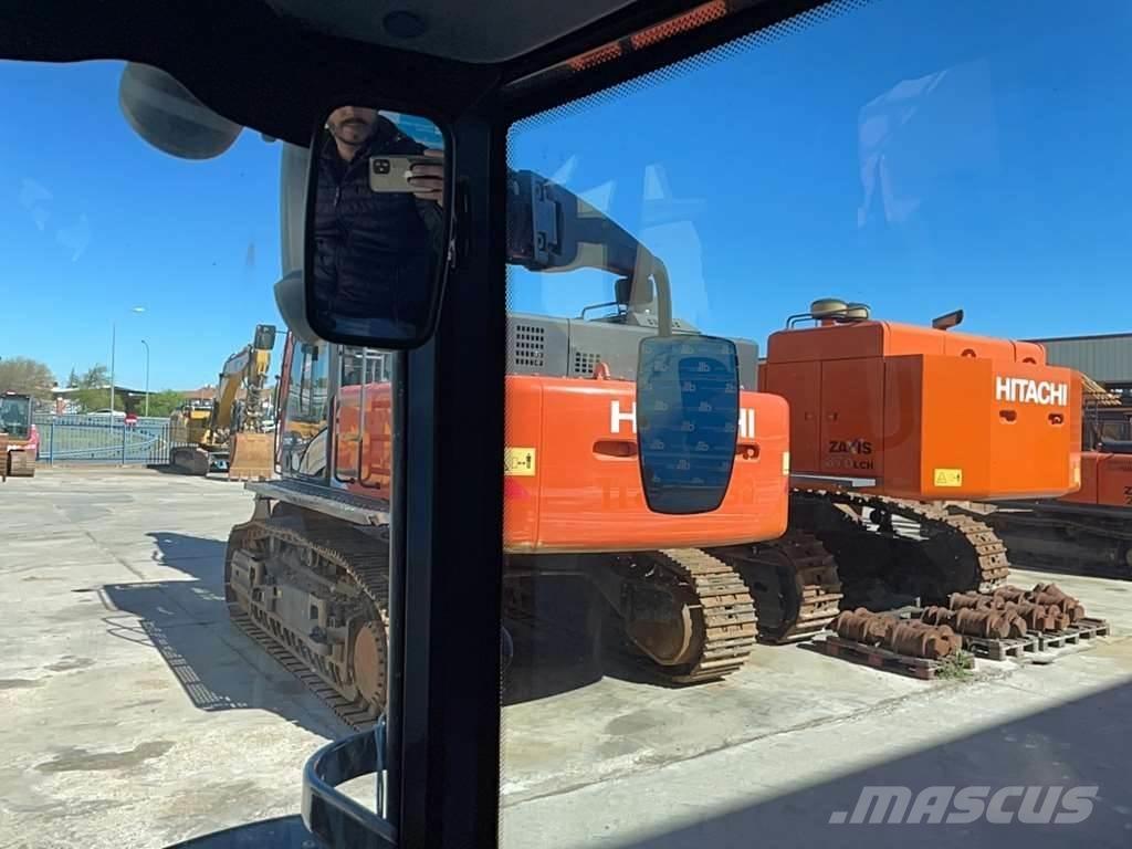 Valtra G115 Трактори