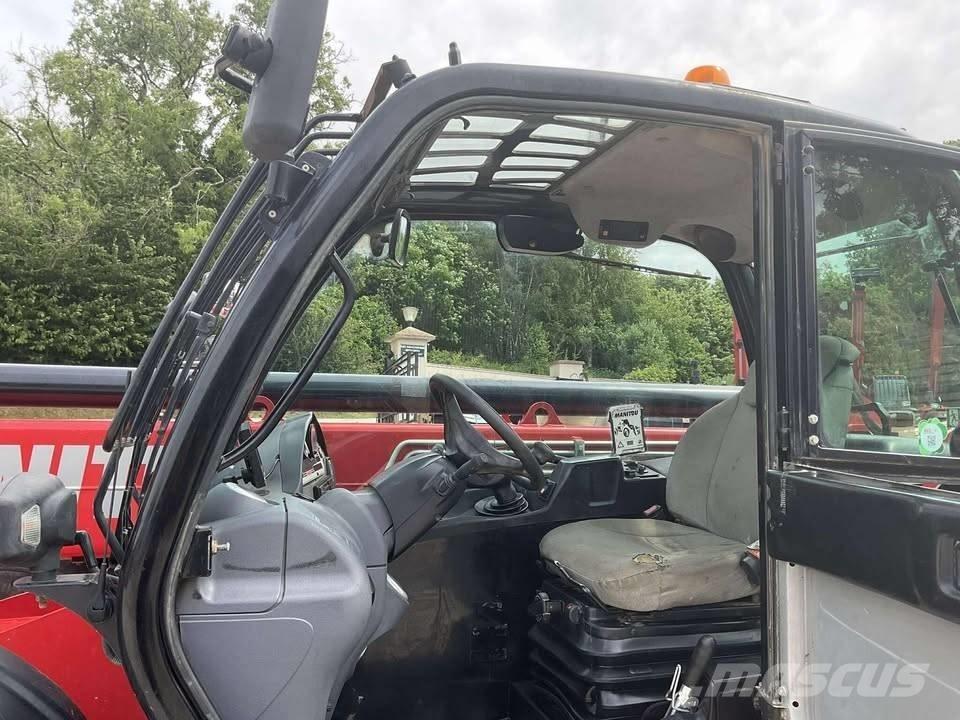 Manitou 1033 Телескопични товарачи