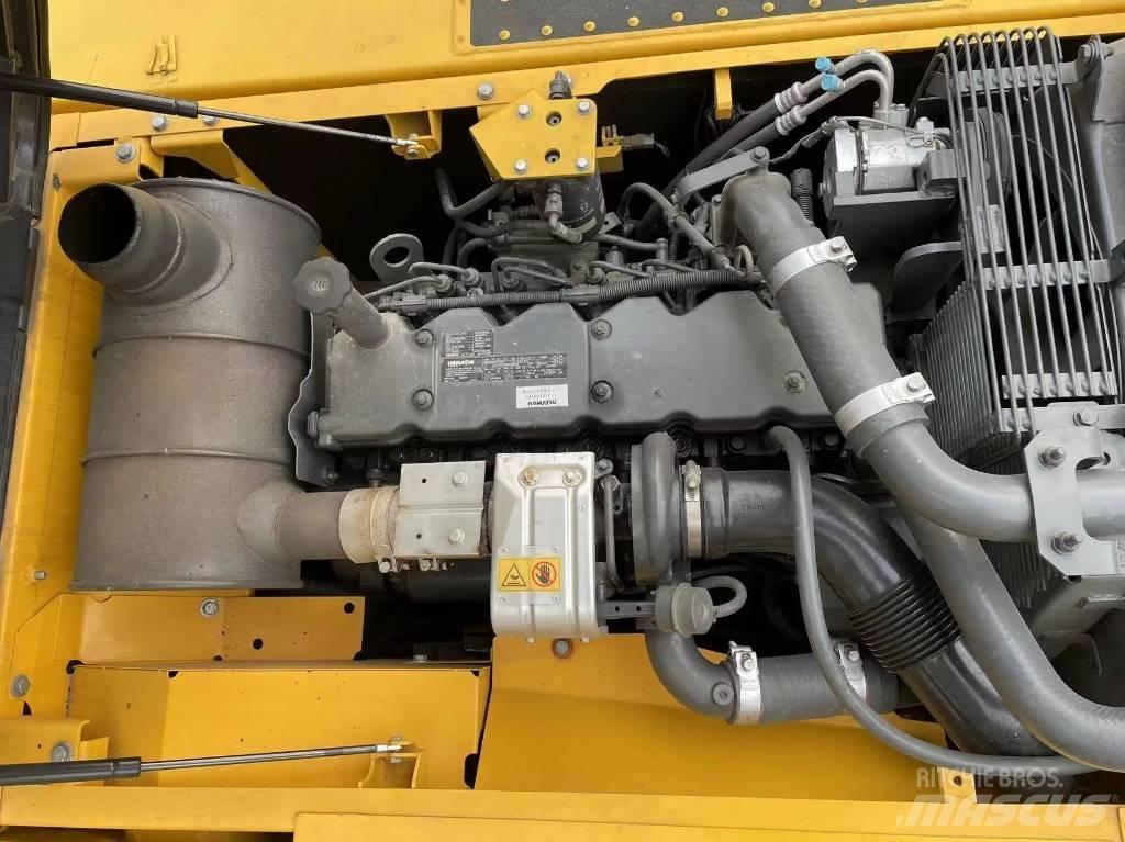 Komatsu PC240-8 Верижен екскаватор