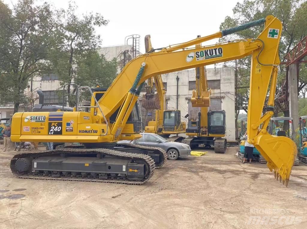 Komatsu PC240-8 Верижен екскаватор
