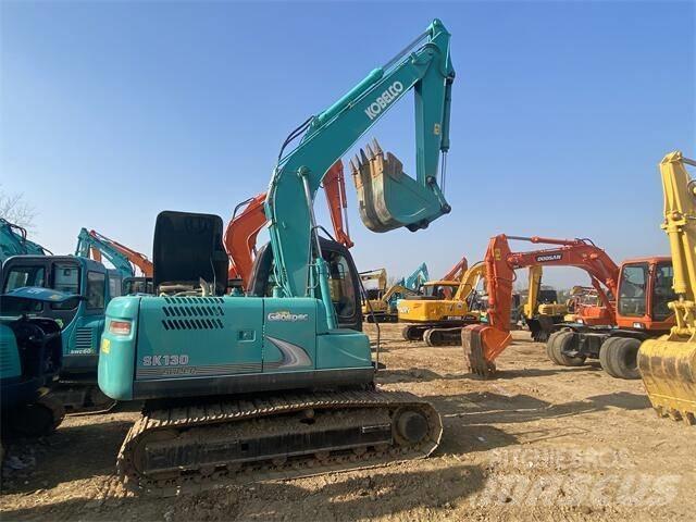 Kobelco SK 130 Средни екскаватори 7т - 12т