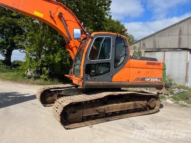 Doosan DX 225 LC Верижен екскаватор