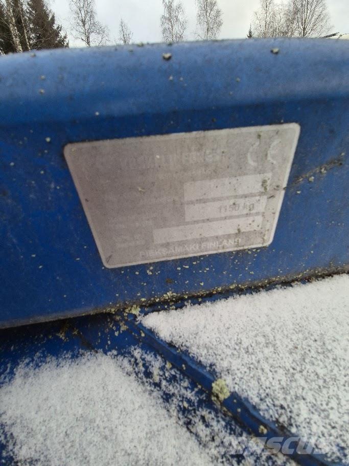 Karhu 275 Снегохвъргачки
