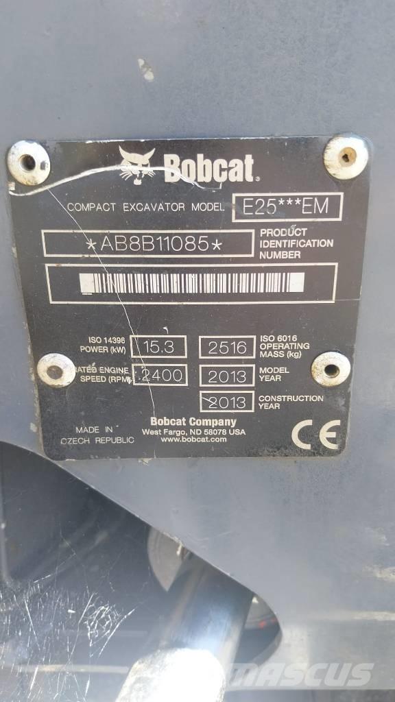 Bobcat E 25 Мини екскаватори < 7 т