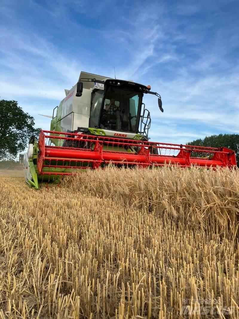 CLAAS Evion 430 Комбайни