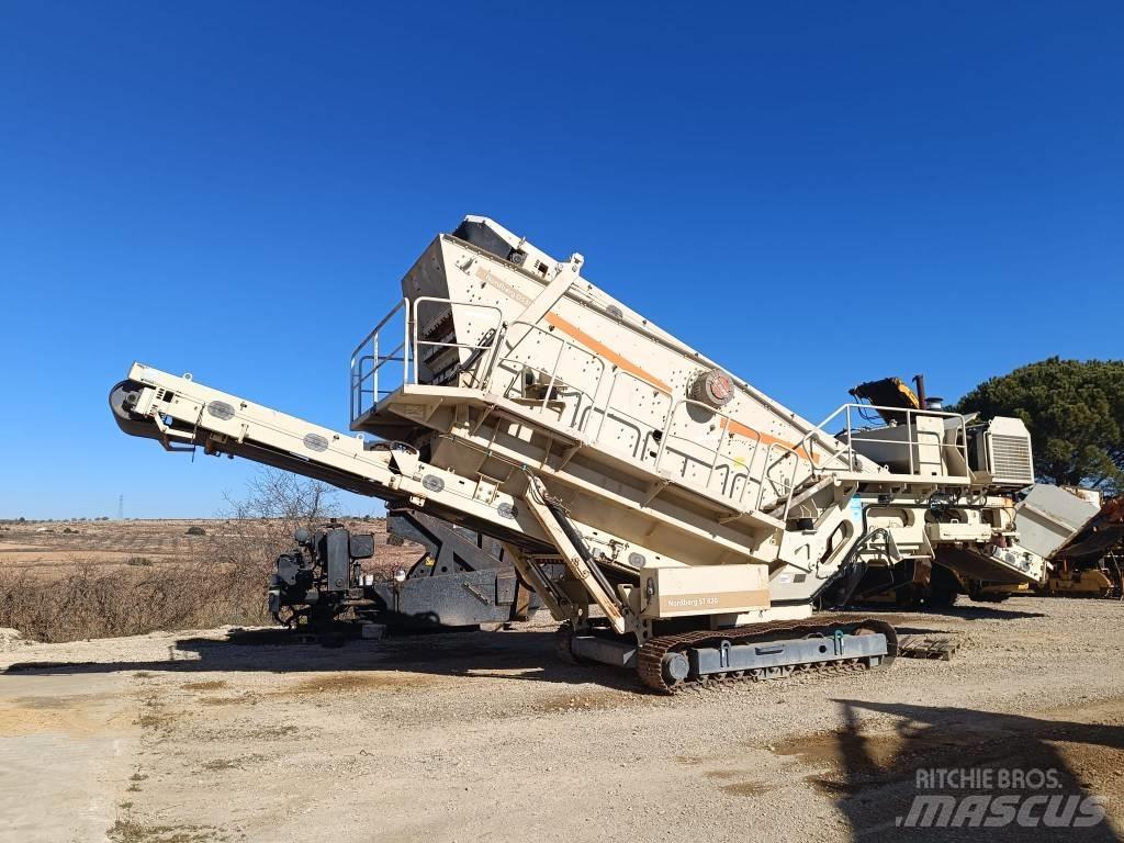 Metso NORDBERG ST620 Мобилни скрийнери
