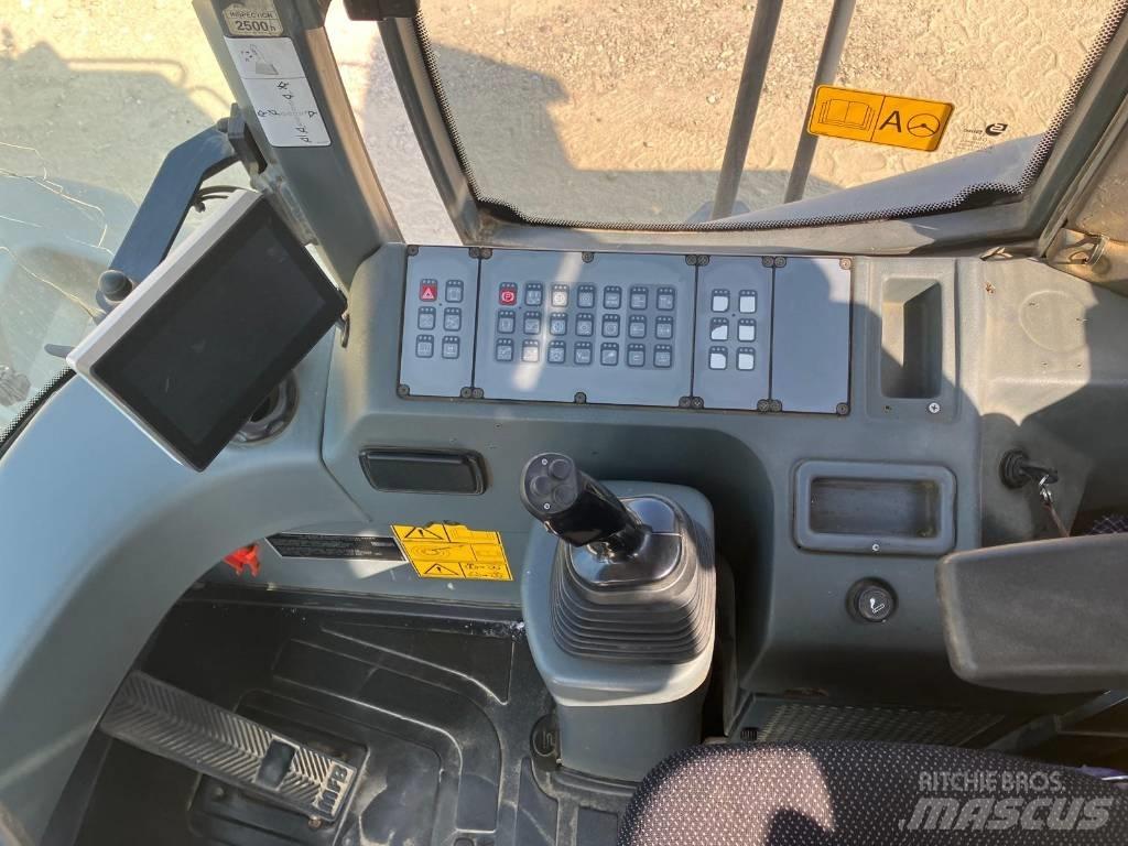 Liebherr L 566 Колесни товарачи