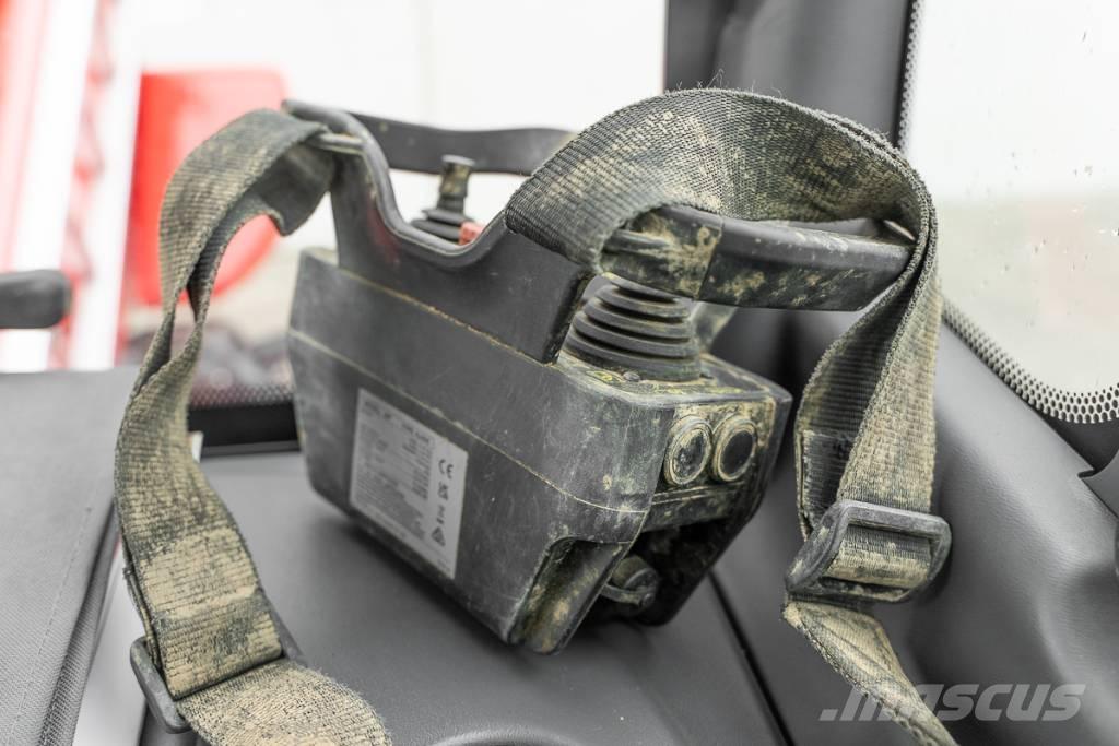 Magni RTH 6.25 Телескопични товарачи