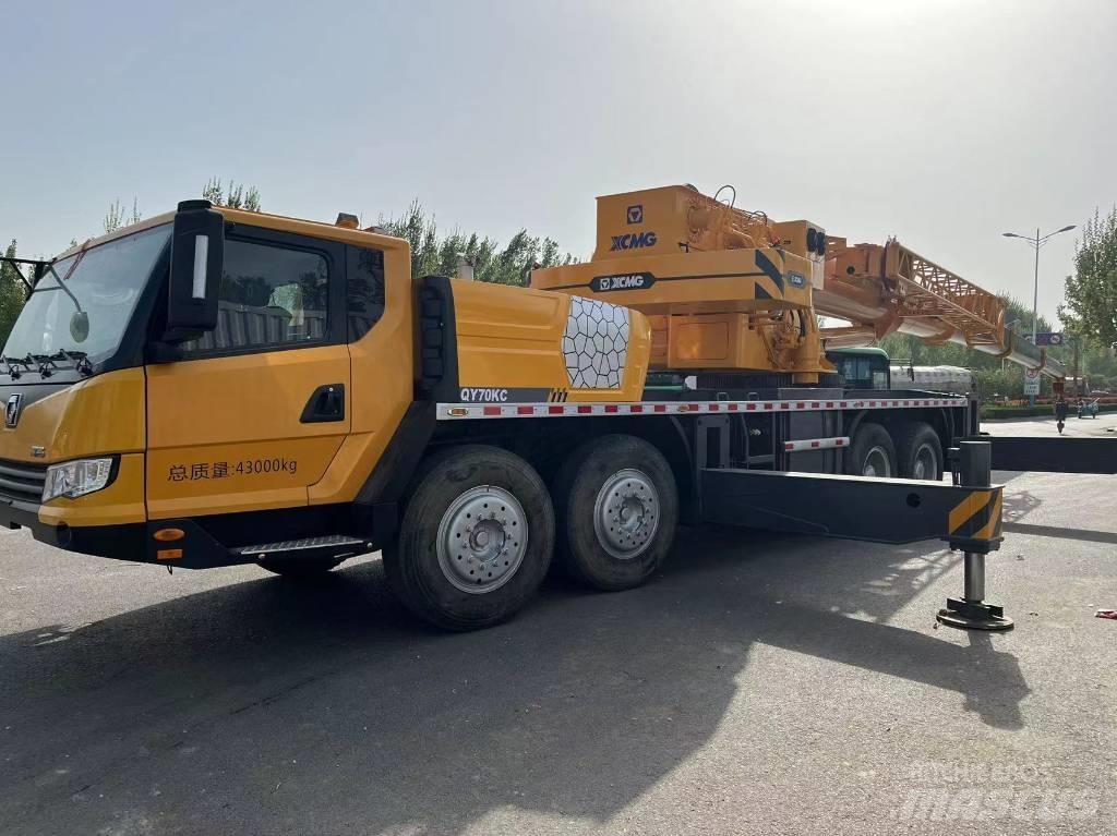 XCMG QY70KC Всъдеходни кранове