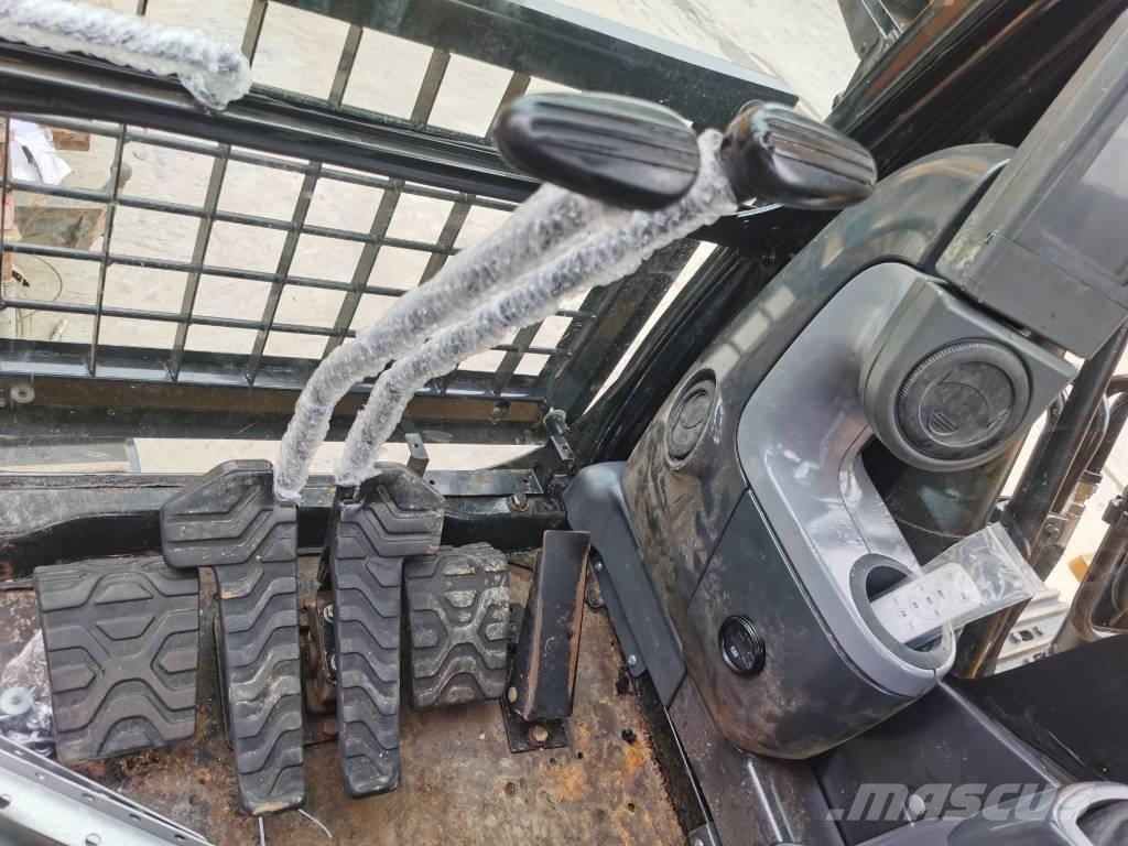 CAT 330 D Верижен екскаватор