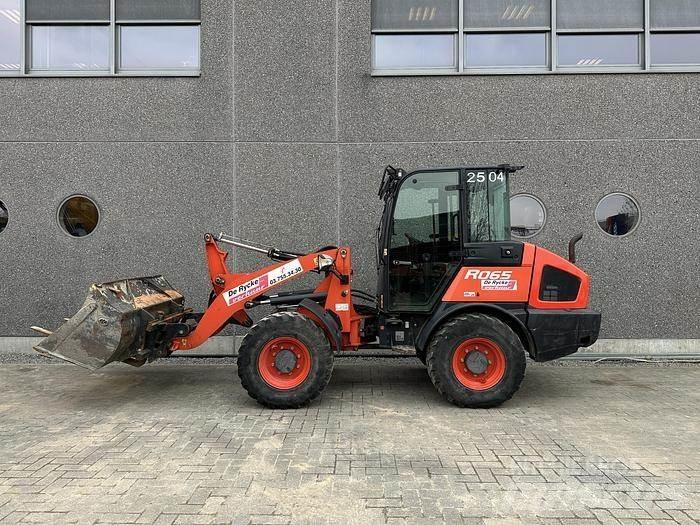 Kubota R065 Колесни товарачи