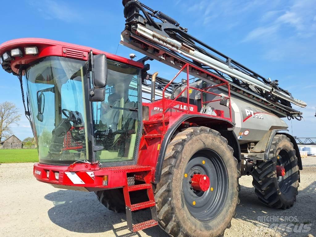 Horsch Leeb PT 230 Самоходни пръскачки
