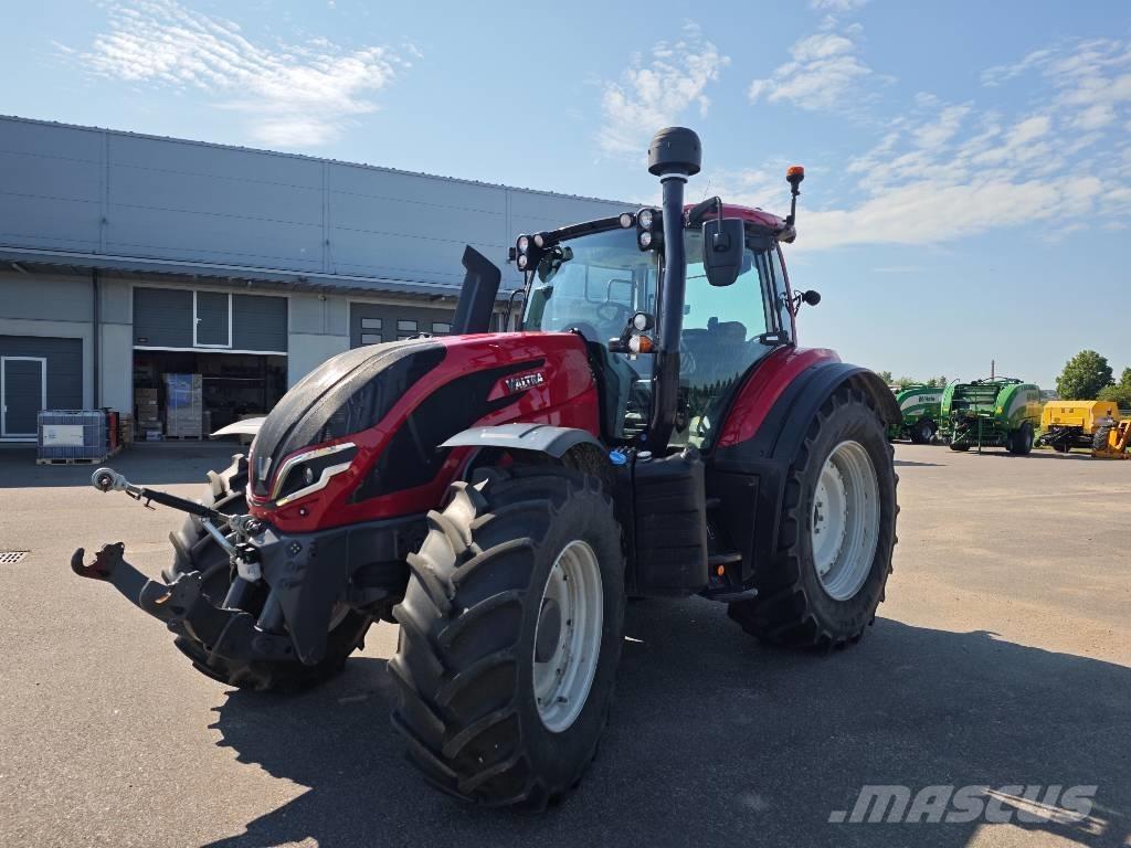 Valtra T 175 E Трактори