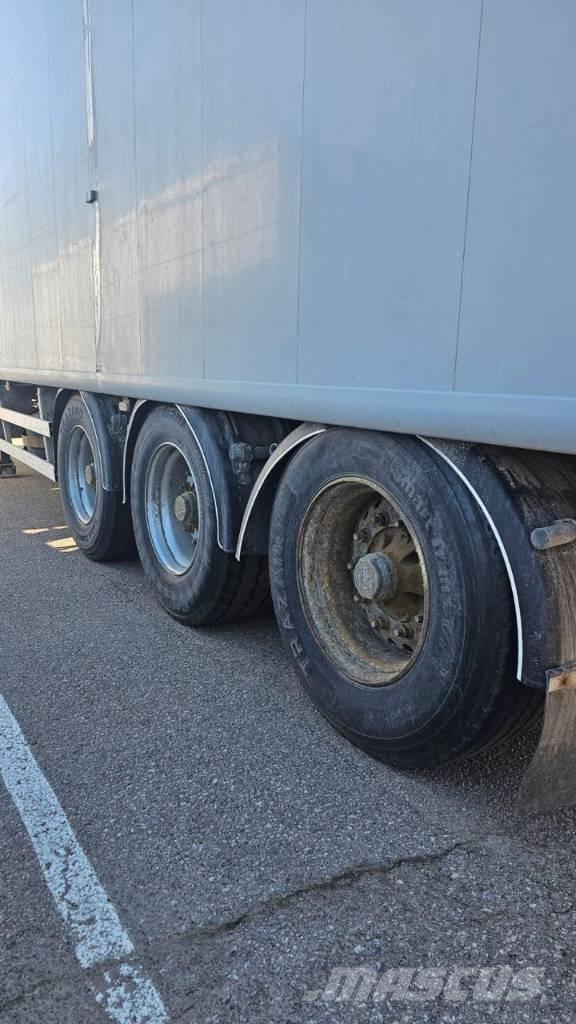 Reisch RSBS Полуремаркета с подвижен под
