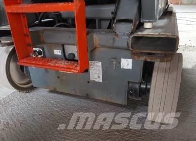 SkyJack SJ III 4726 Ножични работни платформи