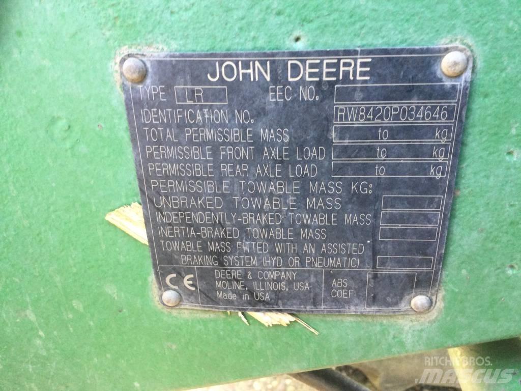 John Deere 8420 Трактори