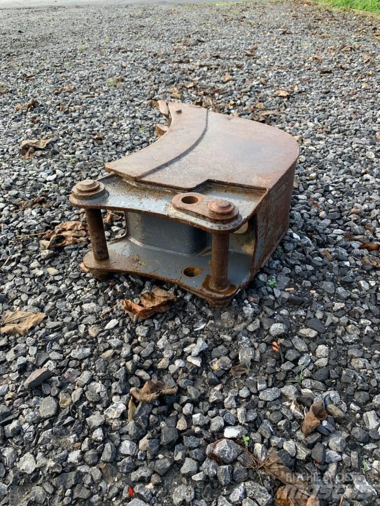CNH GODET RETRO Друг прикачен инвентар и компоненти