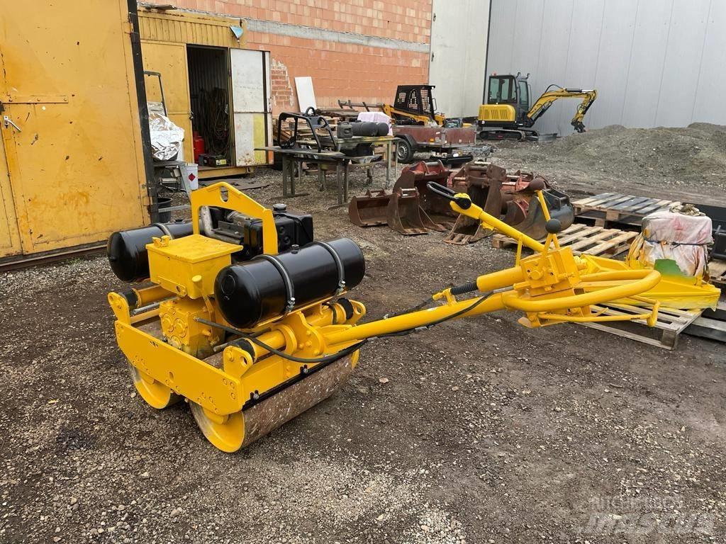 Bomag BW 65 S Двойни барабанни ролки
