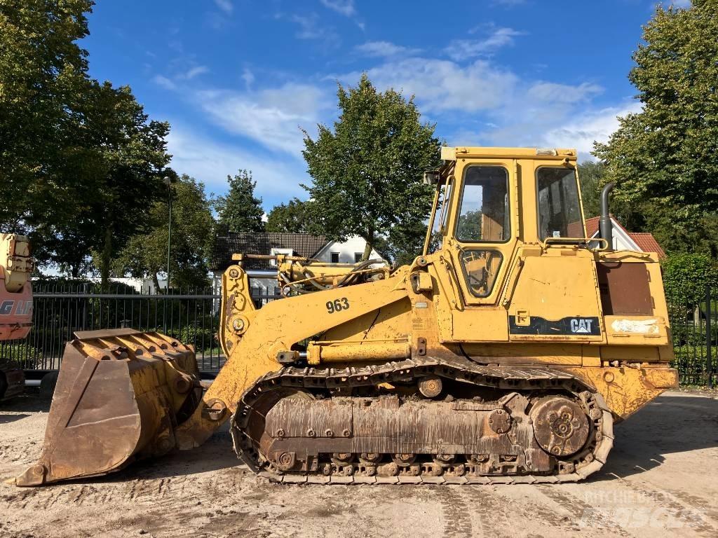 CAT 963 Верижен товарач