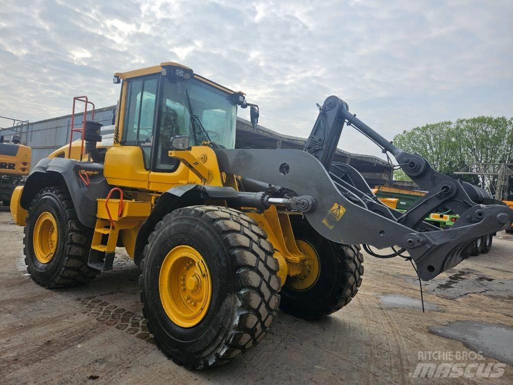 Volvo L 110 H Колесни товарачи