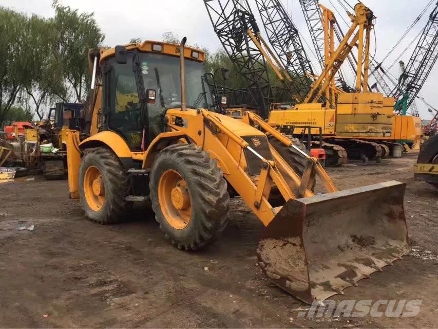 JCB 4CX Товарач със заден ексватор