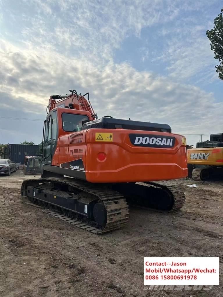 Doosan DX 225 LCA Верижен екскаватор