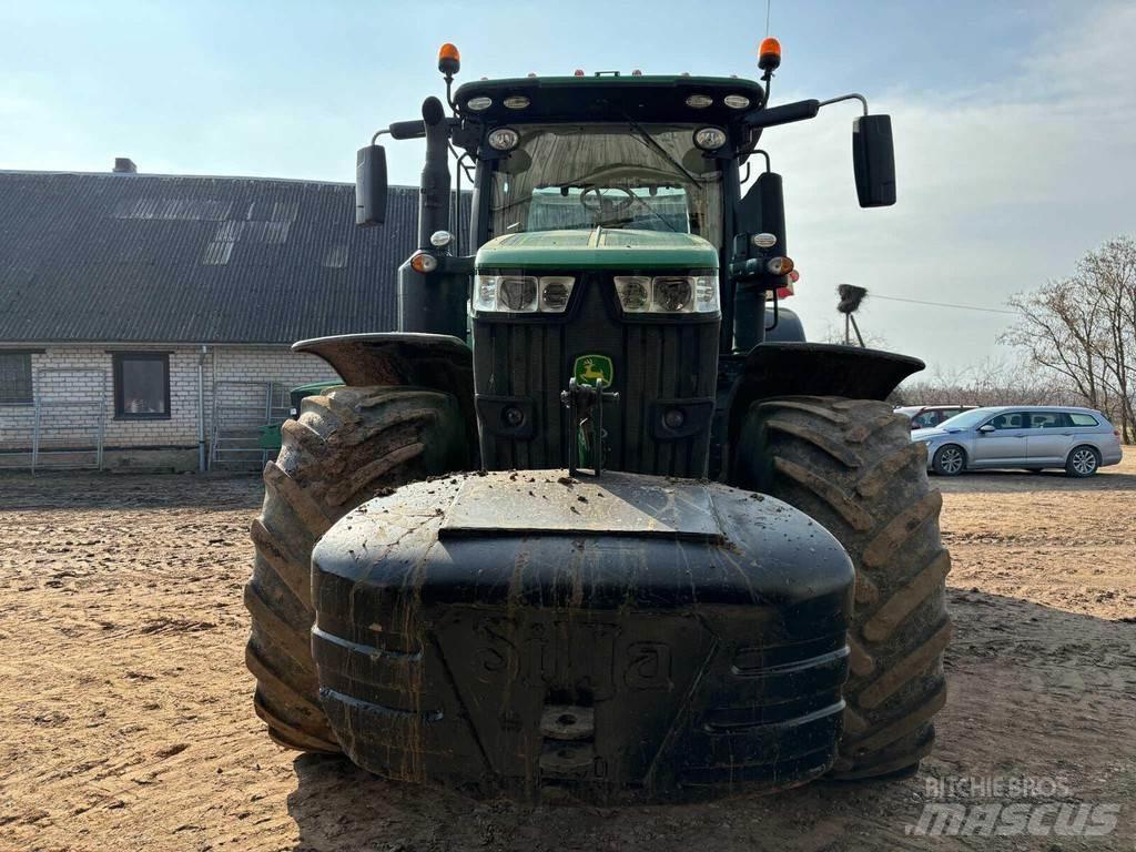 John Deere 7310R Трактори