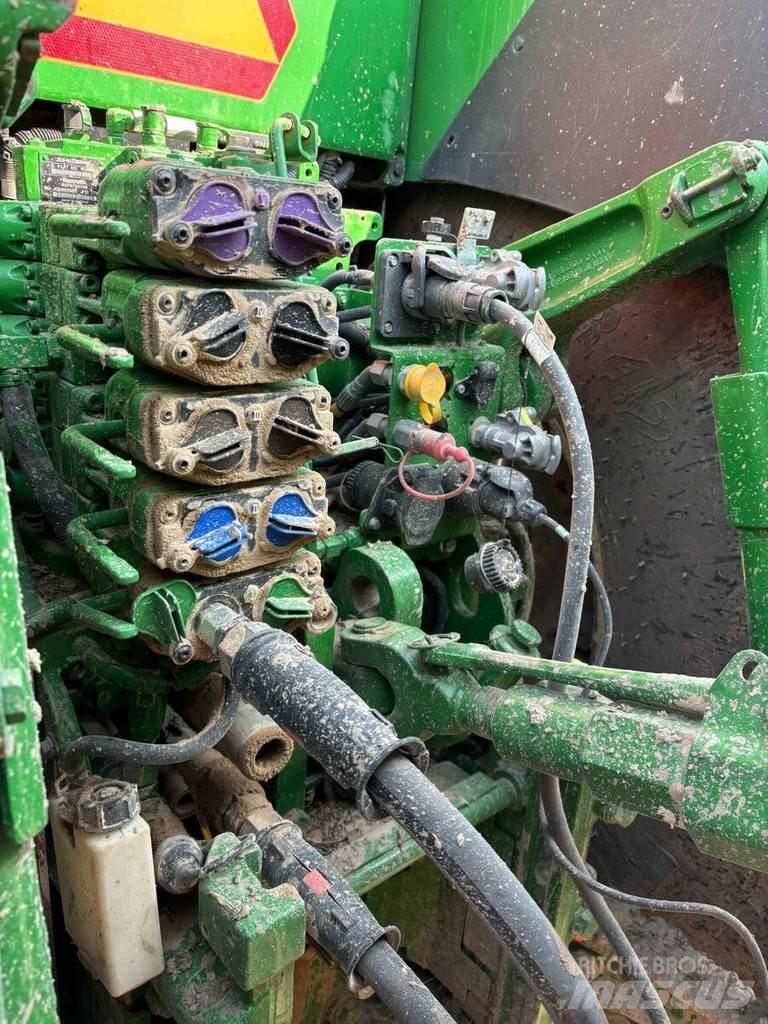 John Deere 7310R Трактори