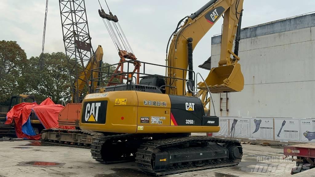 CAT 326D2 Верижен екскаватор