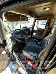 Mack CV 713 Самосвал