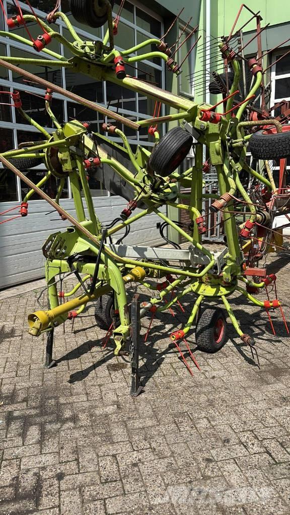 CLAAS Volto 770 Гребла и сенообръщачки