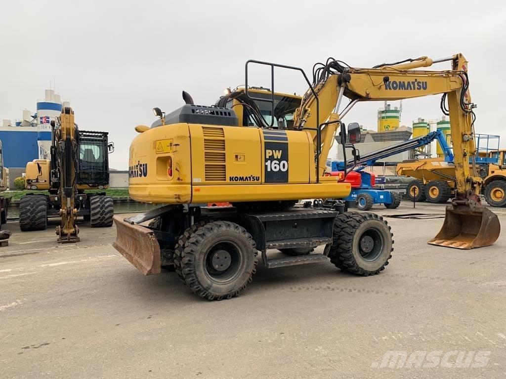 Komatsu PW160-8 Колесни екскаватори