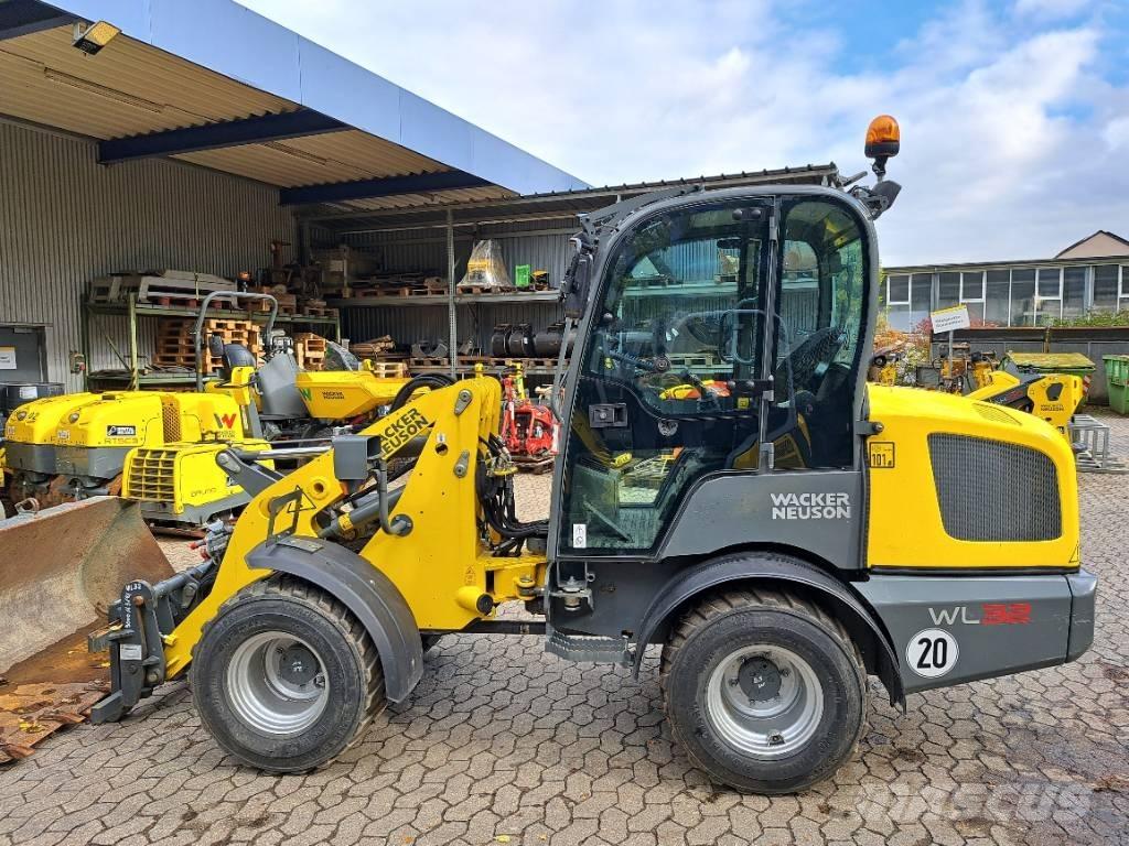 Wacker Neuson WL32 Колесни товарачи